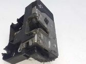 Cerradura de puerta delantera
