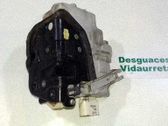 Cerradura de puerta delantera