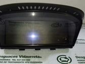 Radio / CD-Player / DVD-Player / Navigation