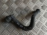 Tuyau de liquide de refroidissement moteur