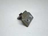 Fender mounting bracket