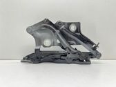 Engine bonnet/hood hinges