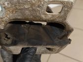 Engine mount bracket