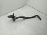 Tuyau de liquide de refroidissement moteur
