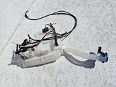 Windshield washer fluid reservoir/tank