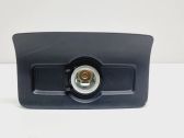 12 V Socket (rear)