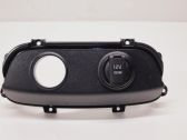 12V Steckdose hinten
