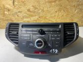 Radio/CD/DVD/GPS head unit