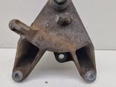 Engine mounting bracket