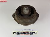 Engine mount bracket