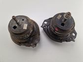 Engine mount bracket