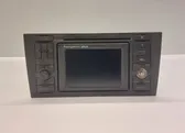 Radio/CD/DVD/GPS-pääyksikkö