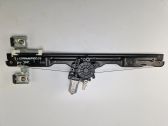 Rear window lifting mechanism without motor