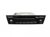 Radio / CD-Player / DVD-Player / Navigation