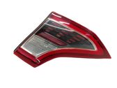 Tailgate rear/tail lights