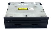 Radio / CD-Player / DVD-Player / Navigation