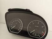 Geschwindigkeitsmesser Cockpit