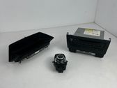 Radio/CD/DVD/GPS head unit