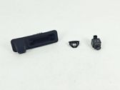 Tailgate handle with camera