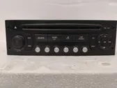 Radio/CD/DVD/GPS-pääyksikkö