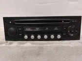 Radio/CD/DVD/GPS-pääyksikkö