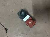 Botón interruptor de luz de peligro