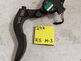 Accelerator throttle pedal