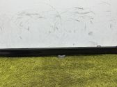 Front sill (body part)