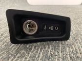 Câble adaptateur AUX