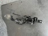 Accelerator throttle pedal