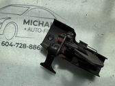 Engine bonnet/hood lock/catch