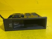 Head unit multimedia control