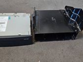 Radio/CD/DVD/GPS head unit