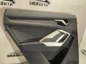 Moldura del tarjetero de la puerta trasera