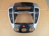 Radio/GPS head unit trim