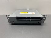 Radio / CD-Player / DVD-Player / Navigation