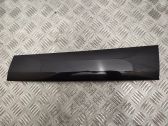 Dashboard glove box trim
