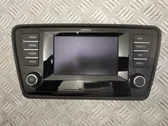 Panel / Radioodtwarzacz CD/DVD/GPS