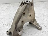 Engine mounting bracket
