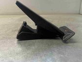 Accelerator throttle pedal