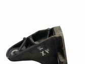 Engine mounting bracket