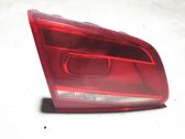 Tailgate rear/tail lights