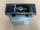 Radio / CD-Player / DVD-Player / Navigation