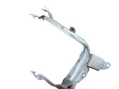 Fender mounting bracket