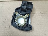 Radiator mount bracket