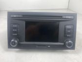 Panel / Radioodtwarzacz CD/DVD/GPS