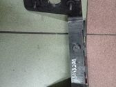 Rear bumper mounting bracket