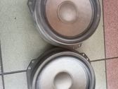 Etuoven kaiutin