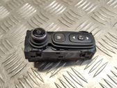 Radio/CD/DVD/GPS head unit