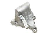 Engine mounting bracket